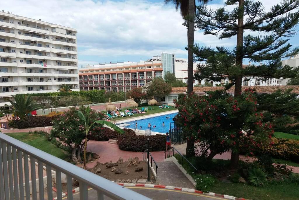 Carihuela Park Palace Studio Torremolinos Eksteriør billede